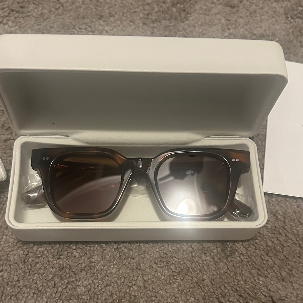 CHIMII SUNGLASSES